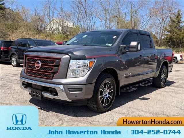 Used 2022 Nissan Titan SV w/ SV Convenience Package AWD/4WD image 8