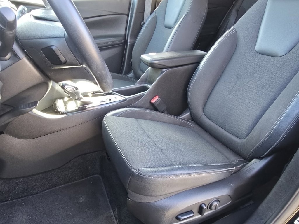 Used 2020 Buick Encore GX Select image 21
