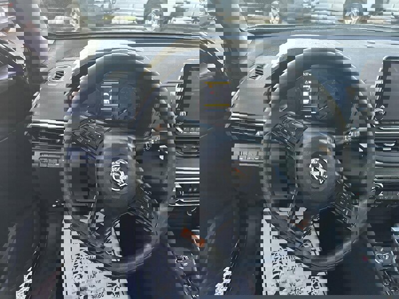 Used 2025 Nissan Altima 2.5 S image 29