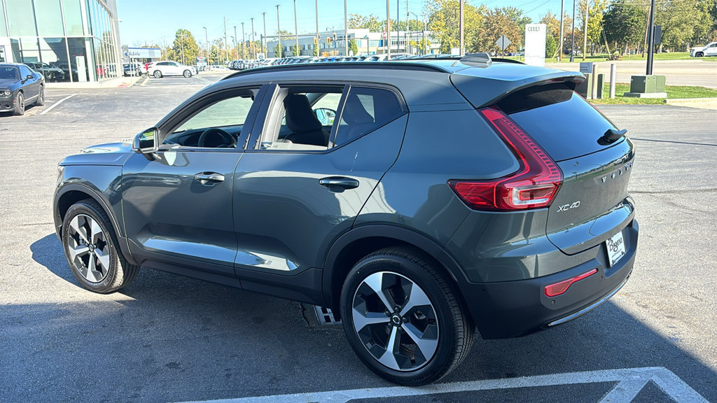 New 2026 Volvo XC40 B5 Plus w/ Protection Package Premier AWD/4WD image 4