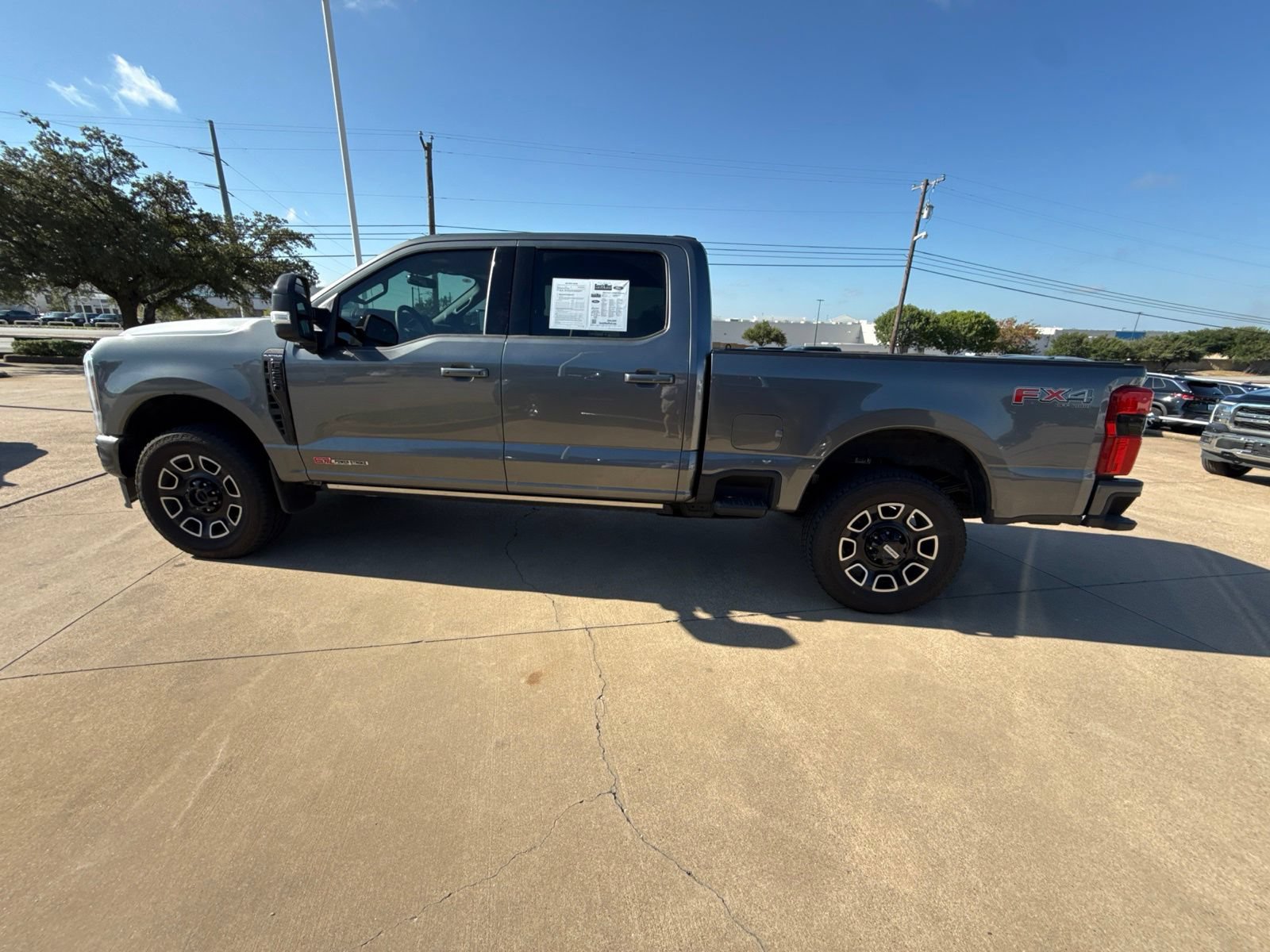 Used 2025 Ford F250 Platinum AWD/4WD image 4