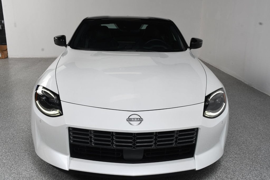 Used 2024 Nissan Z Performance w/ Floor Mat Package RWD image 16