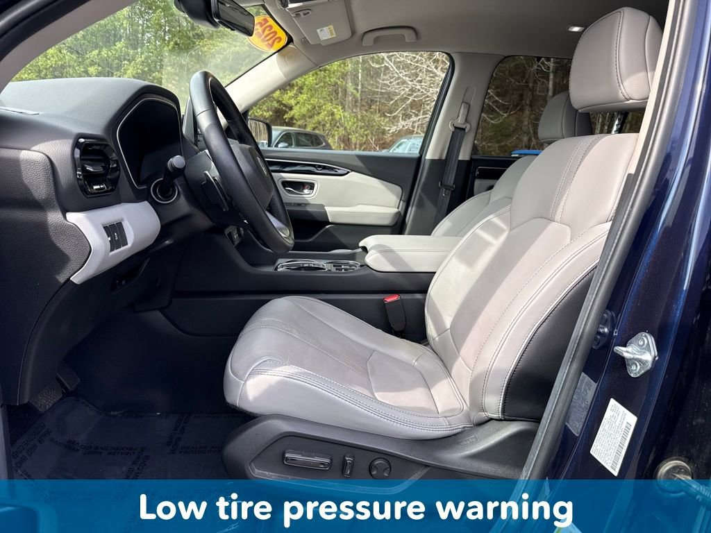 Certified 2025 Honda Pilot EX-L image 13