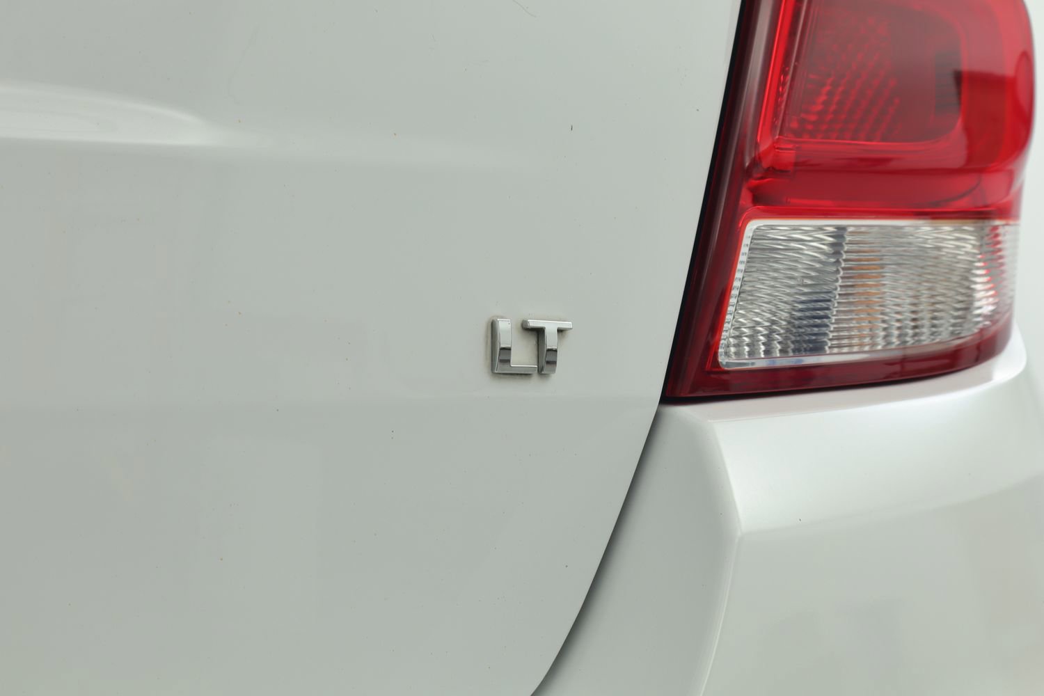 Used 2019 Chevrolet Trax LT w/ LT Convenience Package image 29