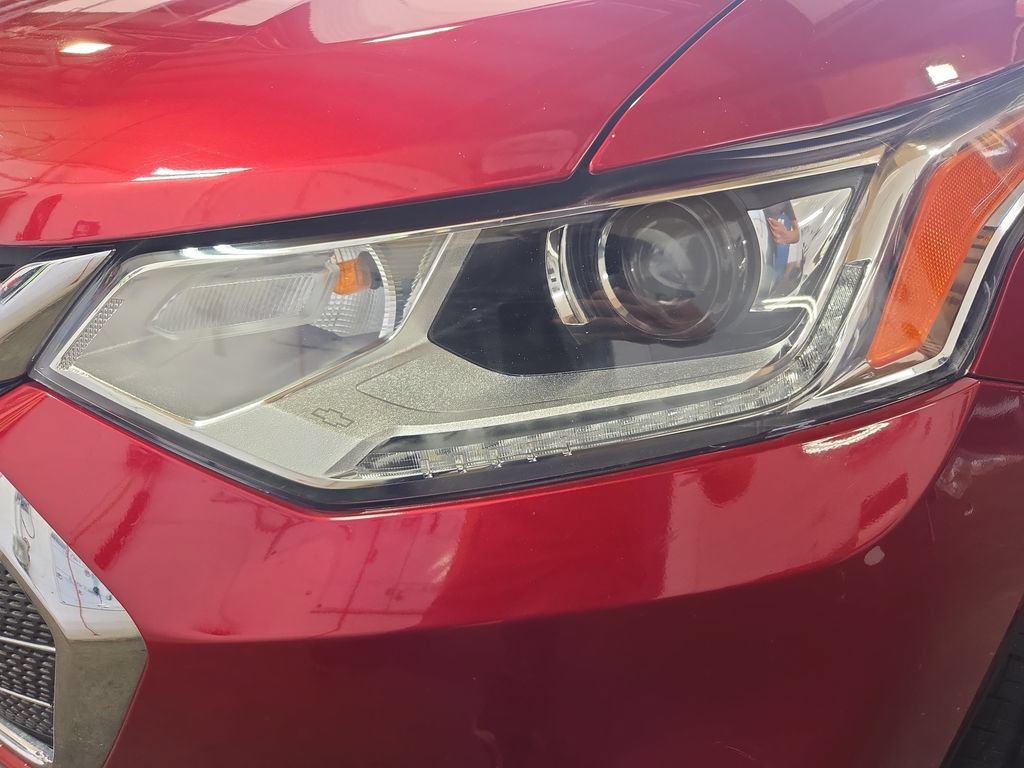 Used 2018 Chevrolet Traverse LT AWD/4WD image 35