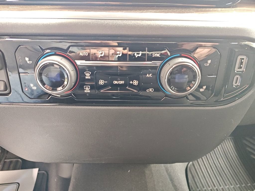 New 2026 Chevrolet Silverado 1500 LT AWD/4WD image 22