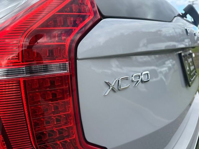 Used 2025 Volvo XC90 B6 Ultra w/ Protection Package image 25