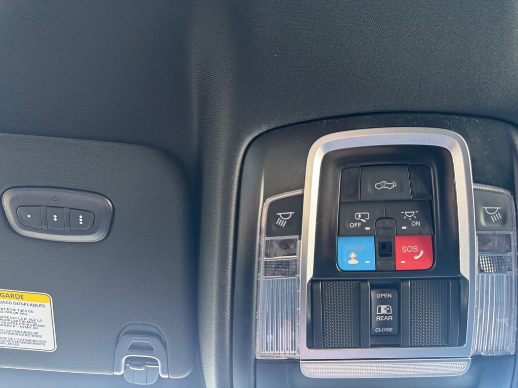 New 2026 RAM 1500 4x4 Crew Cab image 30