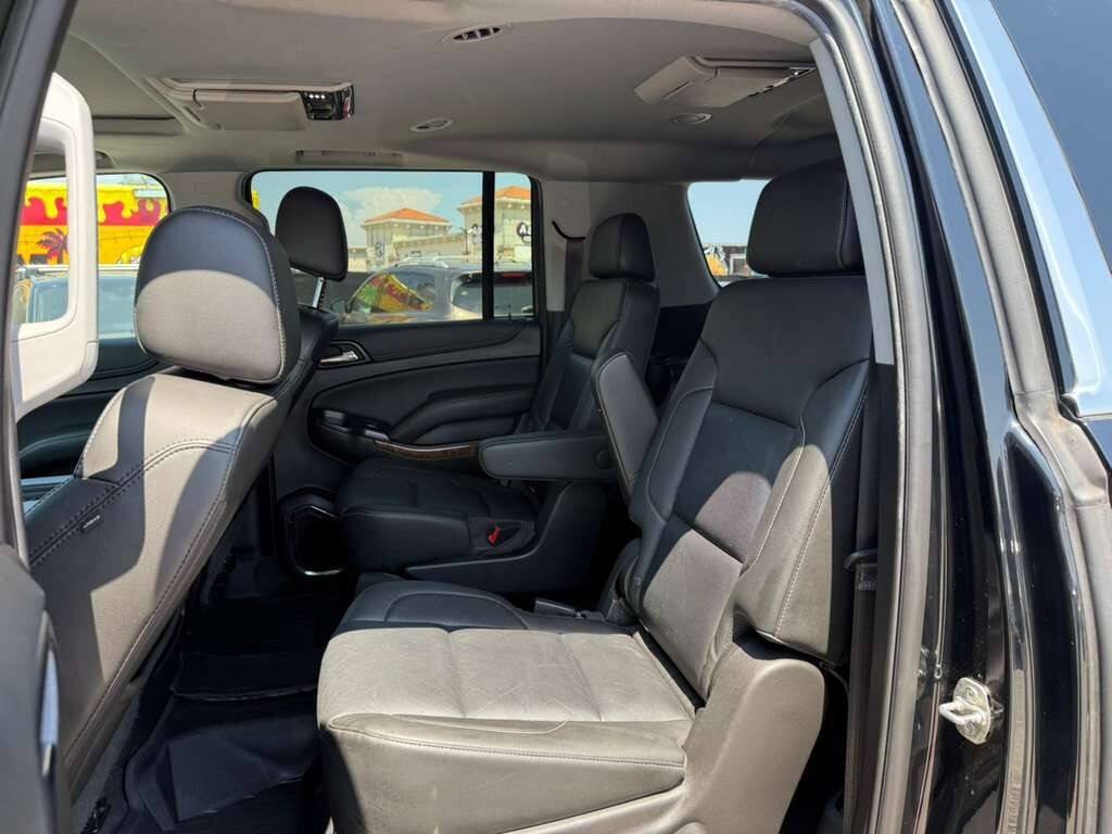 Used 2019 Chevrolet Suburban Premier RWD image 24