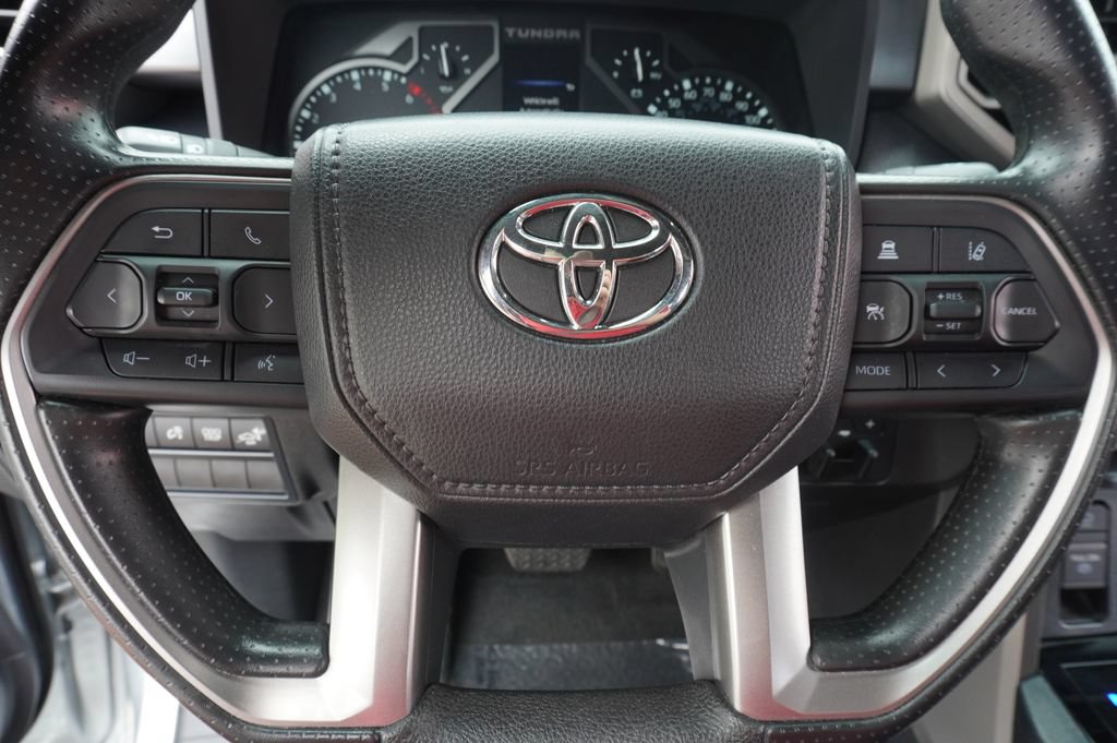 Used 2026 Toyota Tundra SR5 w/ SR5 Convenience Package AWD/4WD image 18