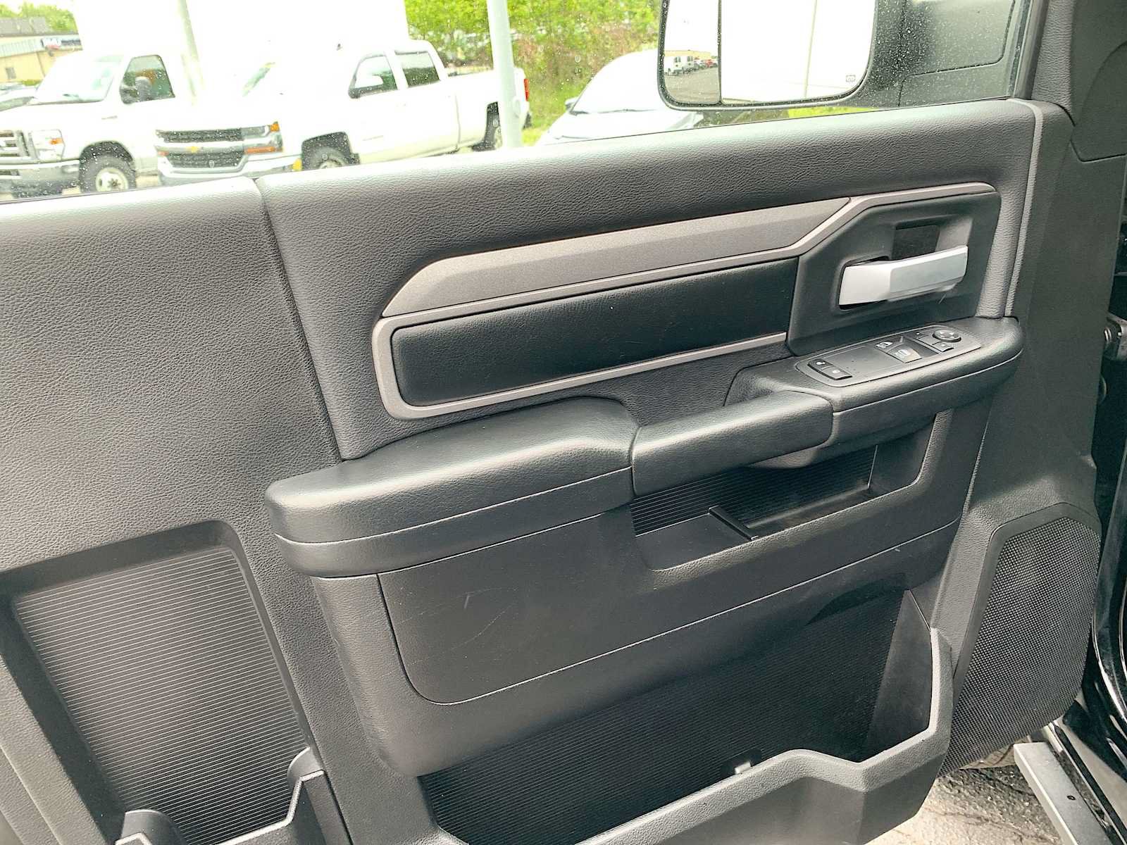 Used 2019 RAM 3500 Tradesman AWD/4WD image 20