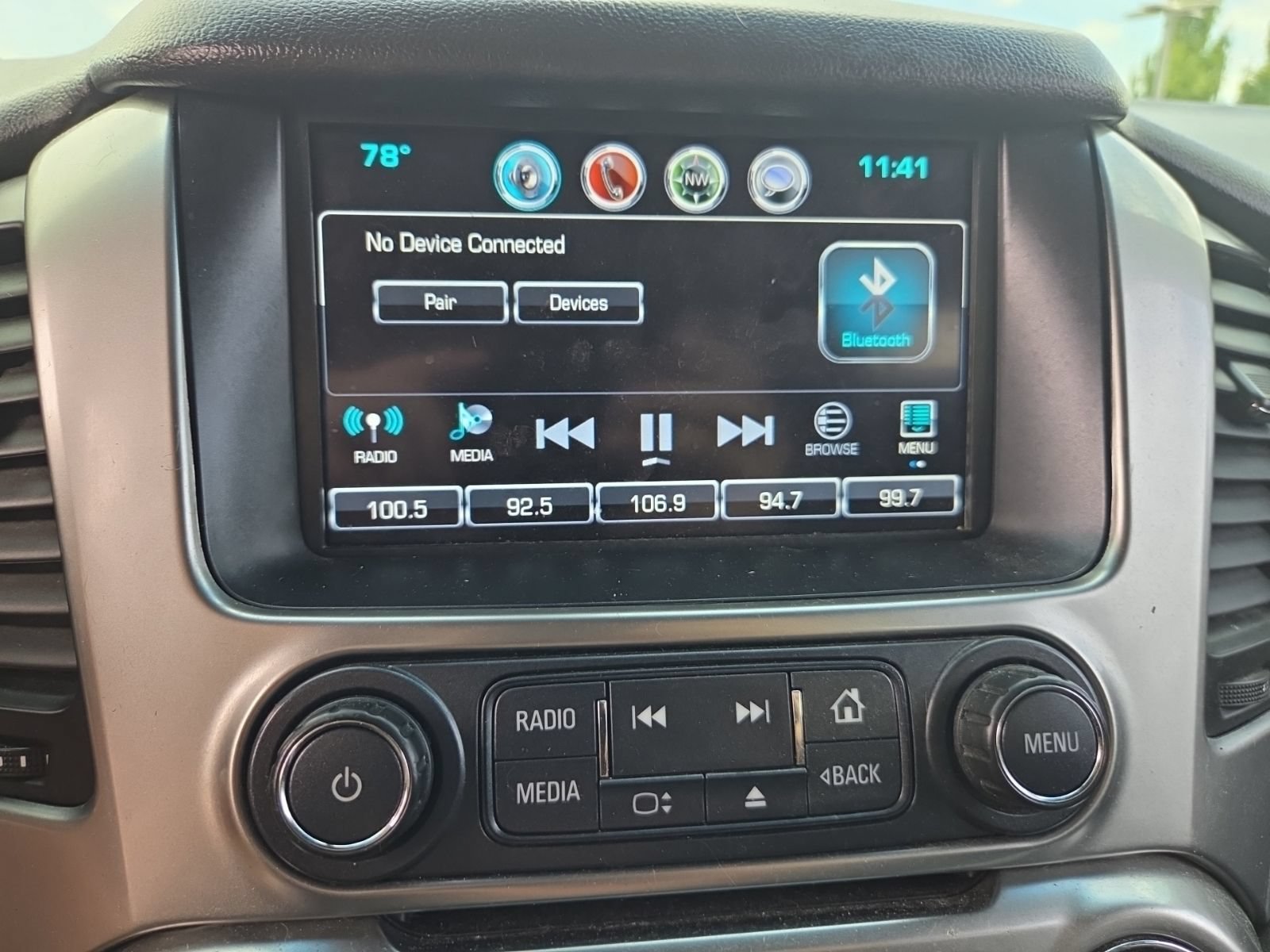 Used 2019 Chevrolet Suburban LS w/ All-Season Package AWD/4WD image 28