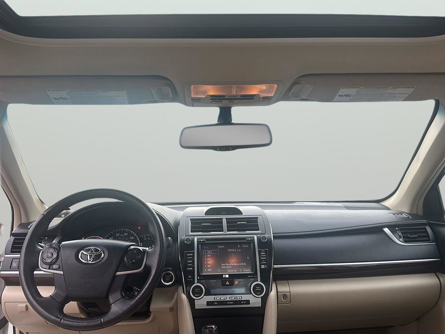 Used 2014 Toyota Camry XLE image 14