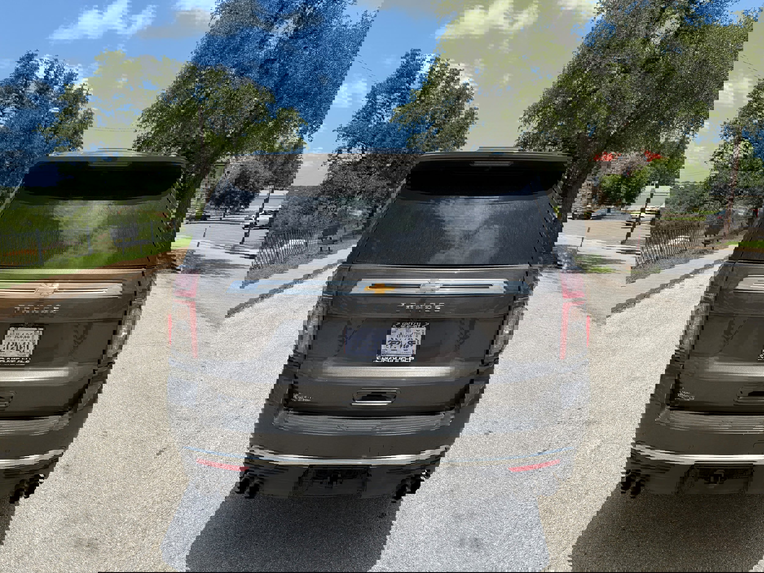 Used 2021 Chevrolet Tahoe High Country w/ Premium Package image 4