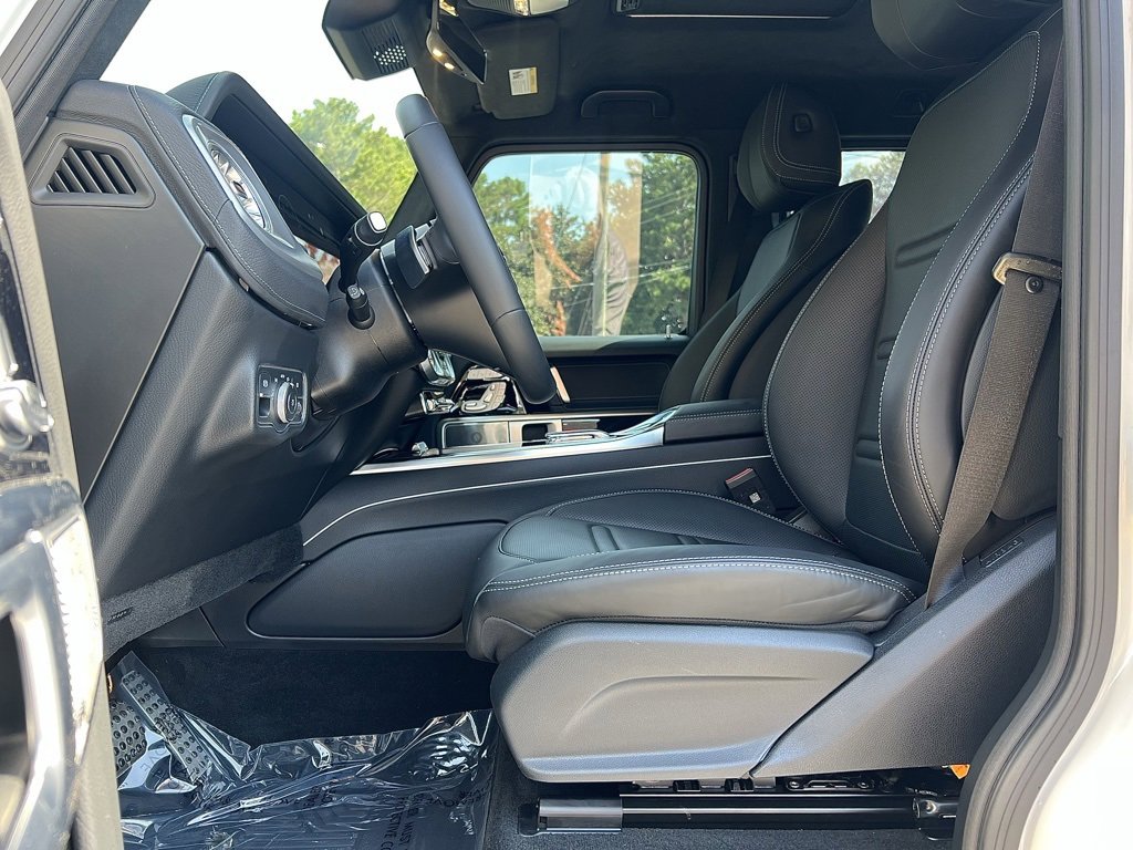 Used 2025 Mercedes-Benz G 550 image 21