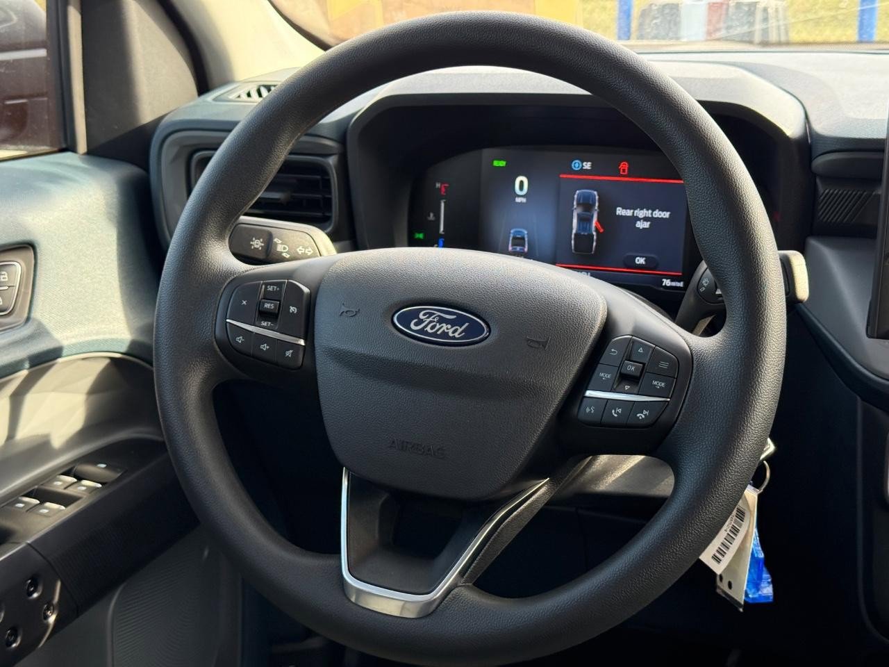 New 2025 Ford Maverick XL image 7