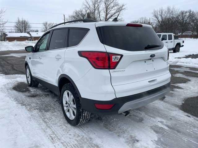 Used 2019 Ford Escape SEL image 2