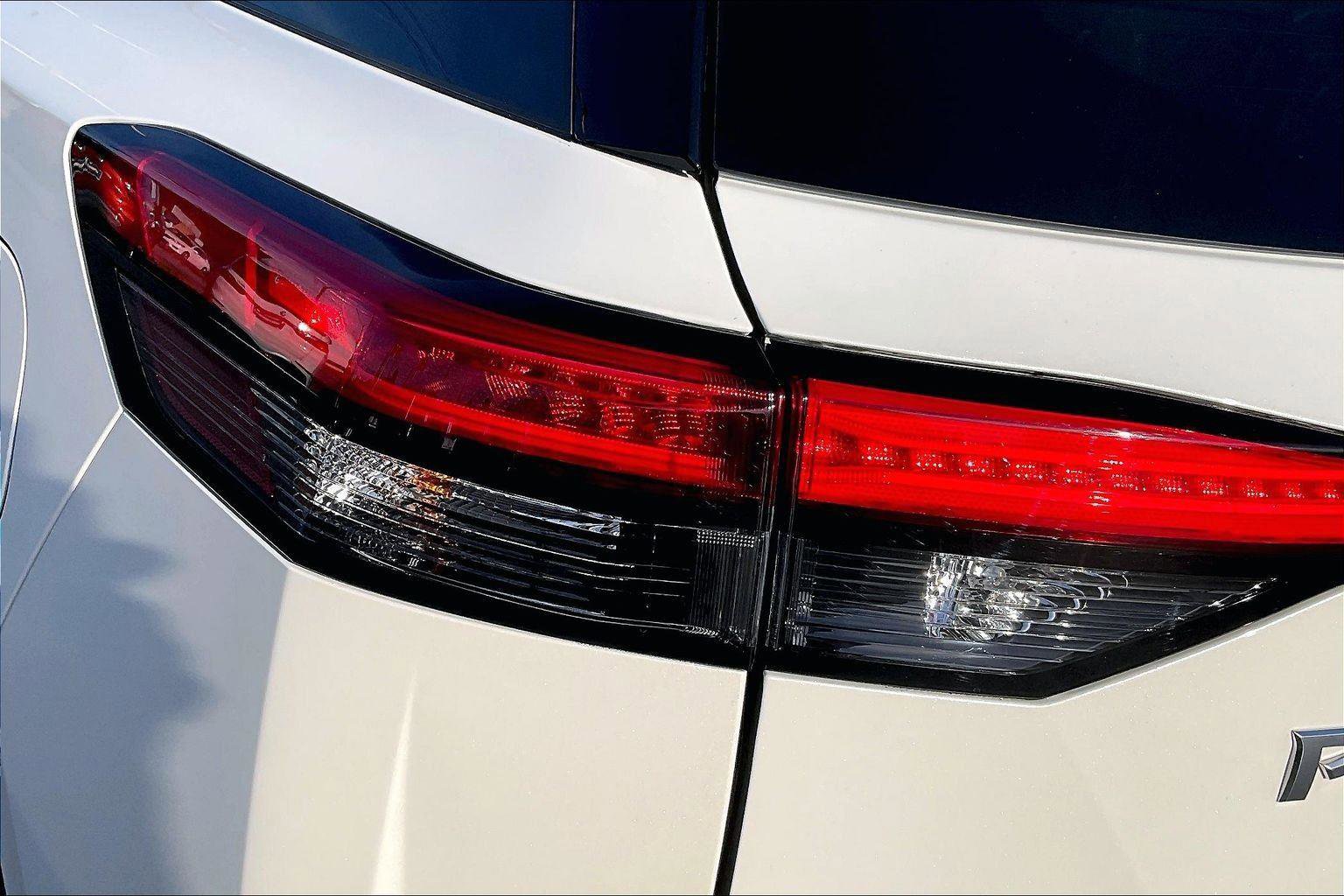 Certified 2024 Nissan Pathfinder Platinum w/ Cargo Package image 32