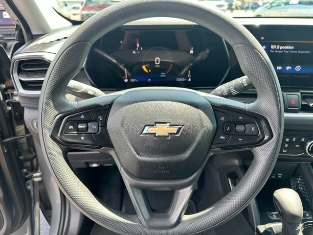 Used 2026 Chevrolet TrailBlazer LS w/ LS Convenience Package FWD image 14