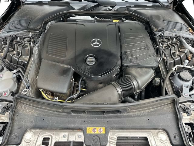 Used 2025 Mercedes-Benz C 300 4MATIC Sedan image 10