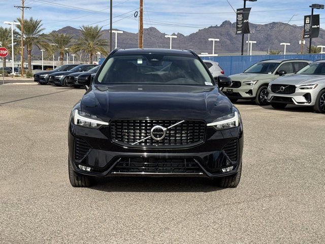 New 2025 Volvo XC60 B5 Plus w/ Climate Package PRO image 2