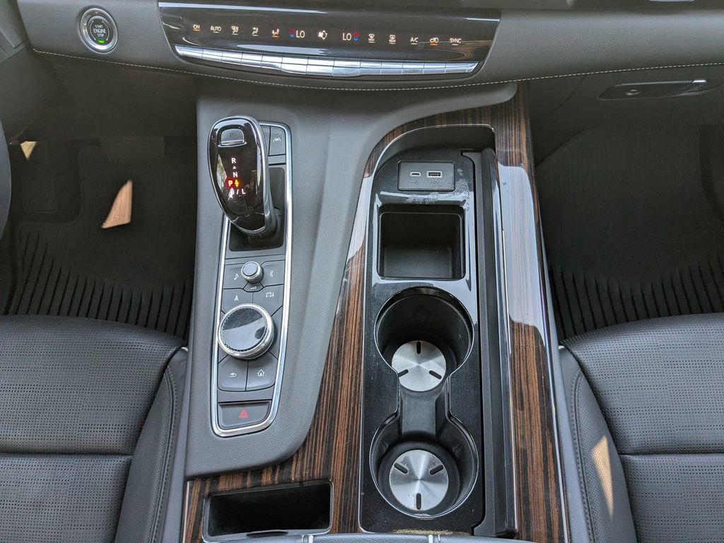 Used 2023 Cadillac Escalade ESV Premium Luxury image 22