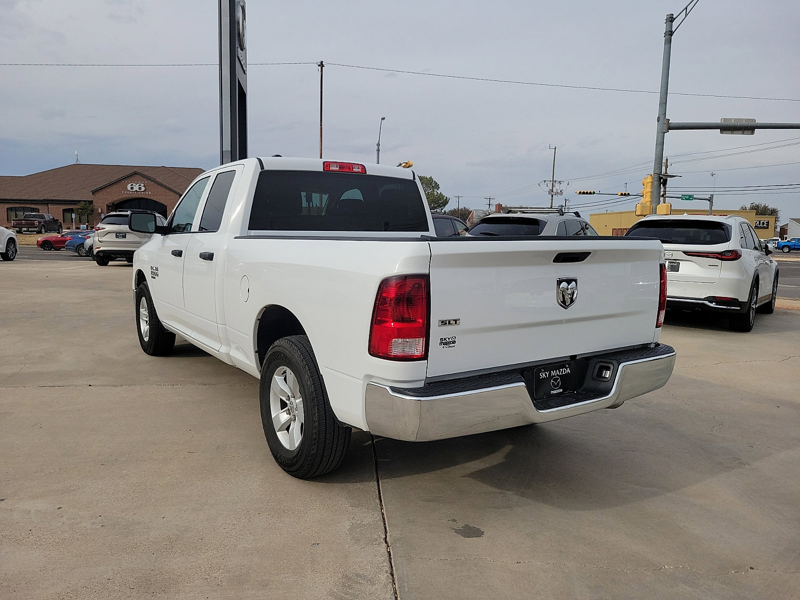 Used 2024 RAM 1500 Classic SLT image 5