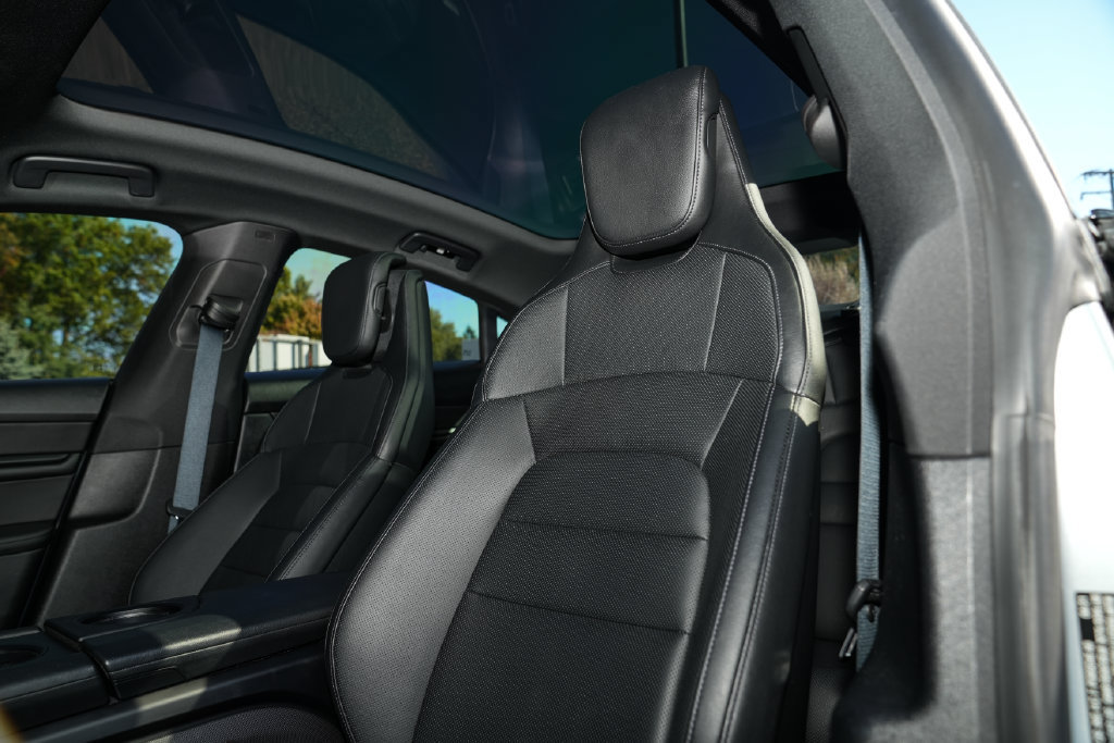 Certified 2021 Porsche Taycan 4S AWD/4WD image 22