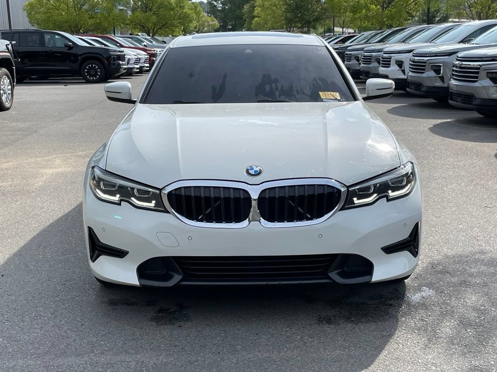 Used 2022 BMW 330i Sedan w/ Driving Assistance Package RWD image 2