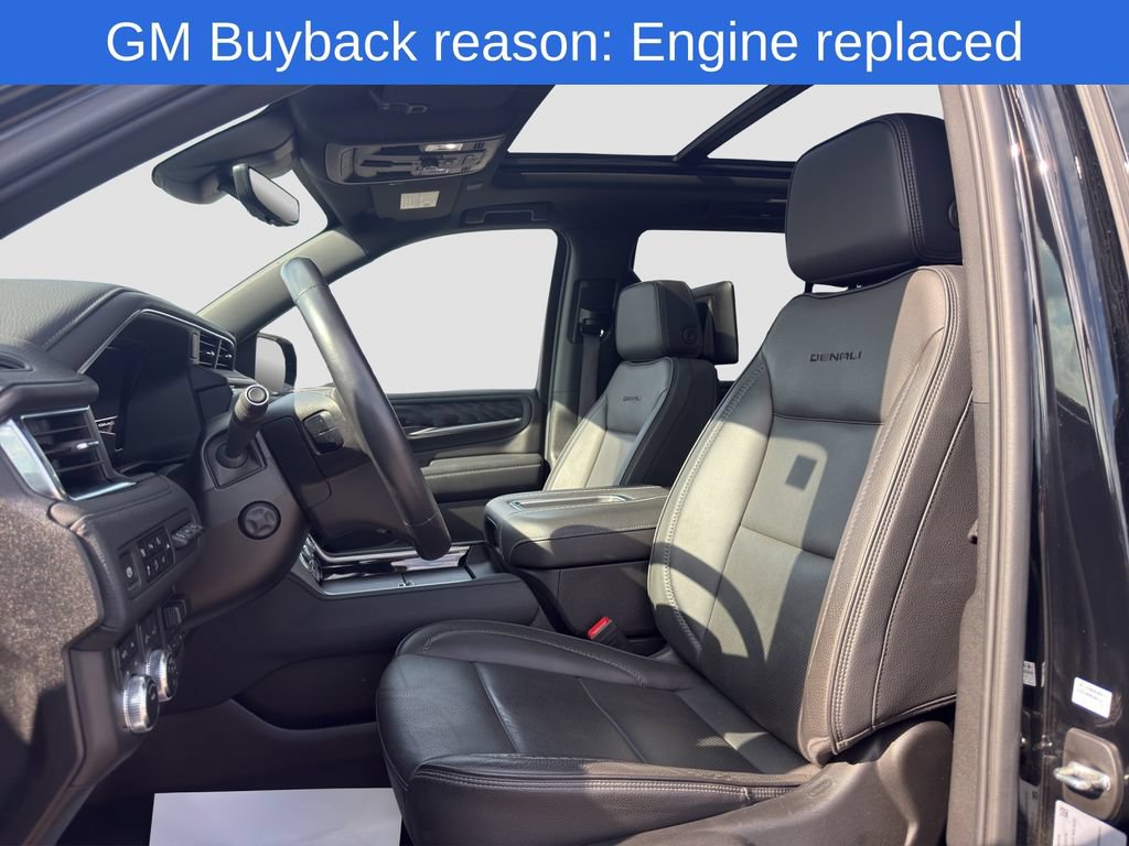Used 2024 GMC Yukon Denali w/ Advanced Technology Package AWD/4WD image 9