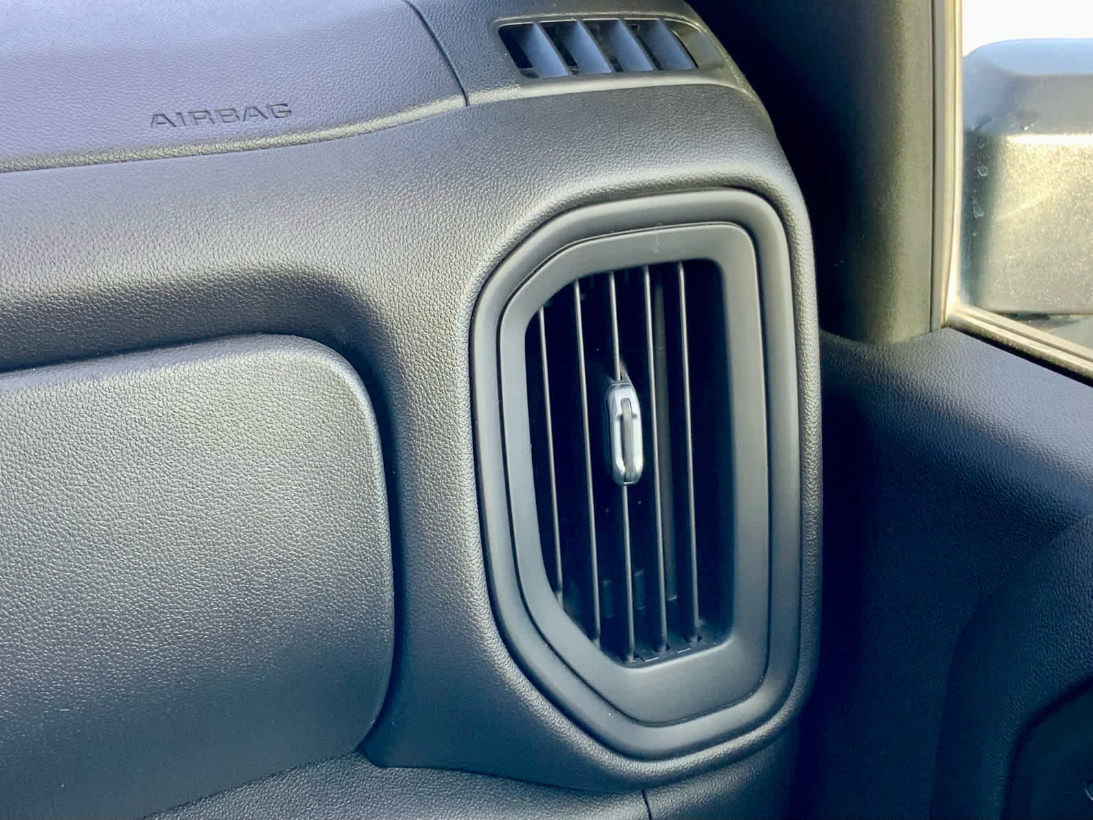 Used 2020 Chevrolet Silverado 2500 Custom w/ Custom Value Package image 44