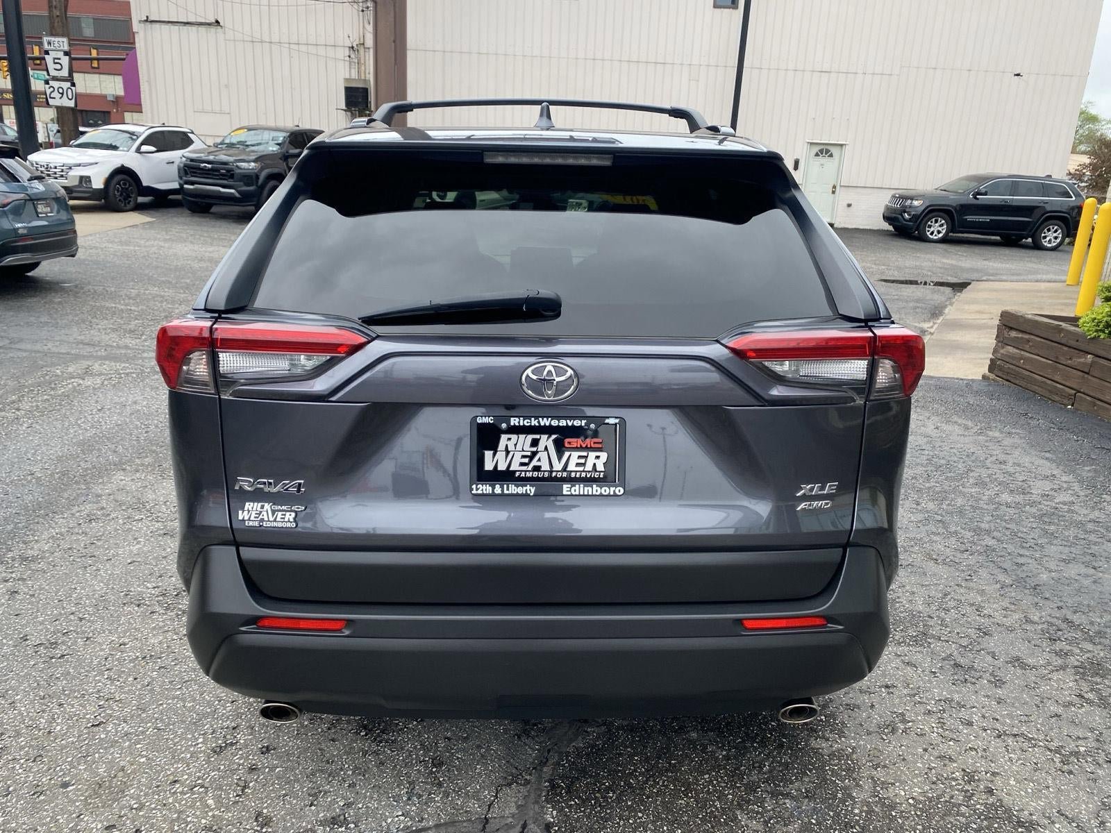 Used 2019 Toyota RAV4 XLE w/ All Weather Liner Package AWD/4WD image 6