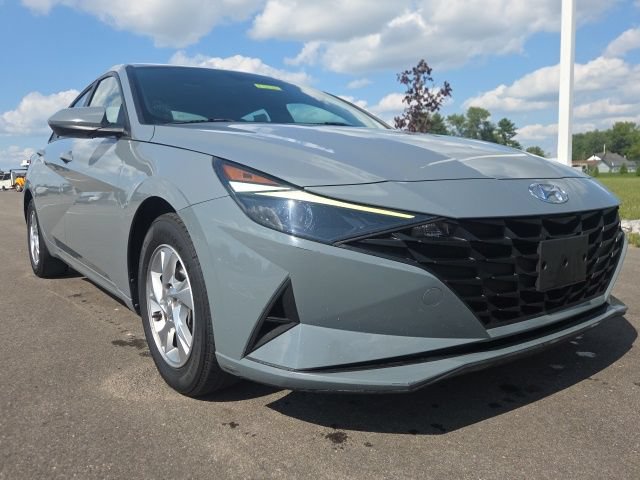 Used 2021 Hyundai Elantra SE