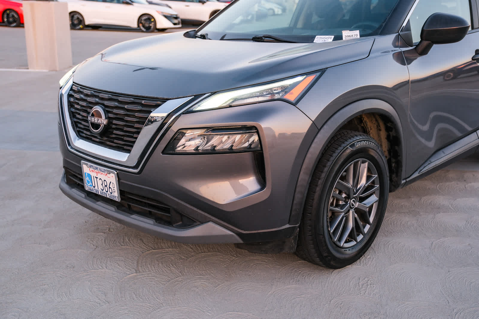 Used 2023 Nissan Rogue S FWD image 11