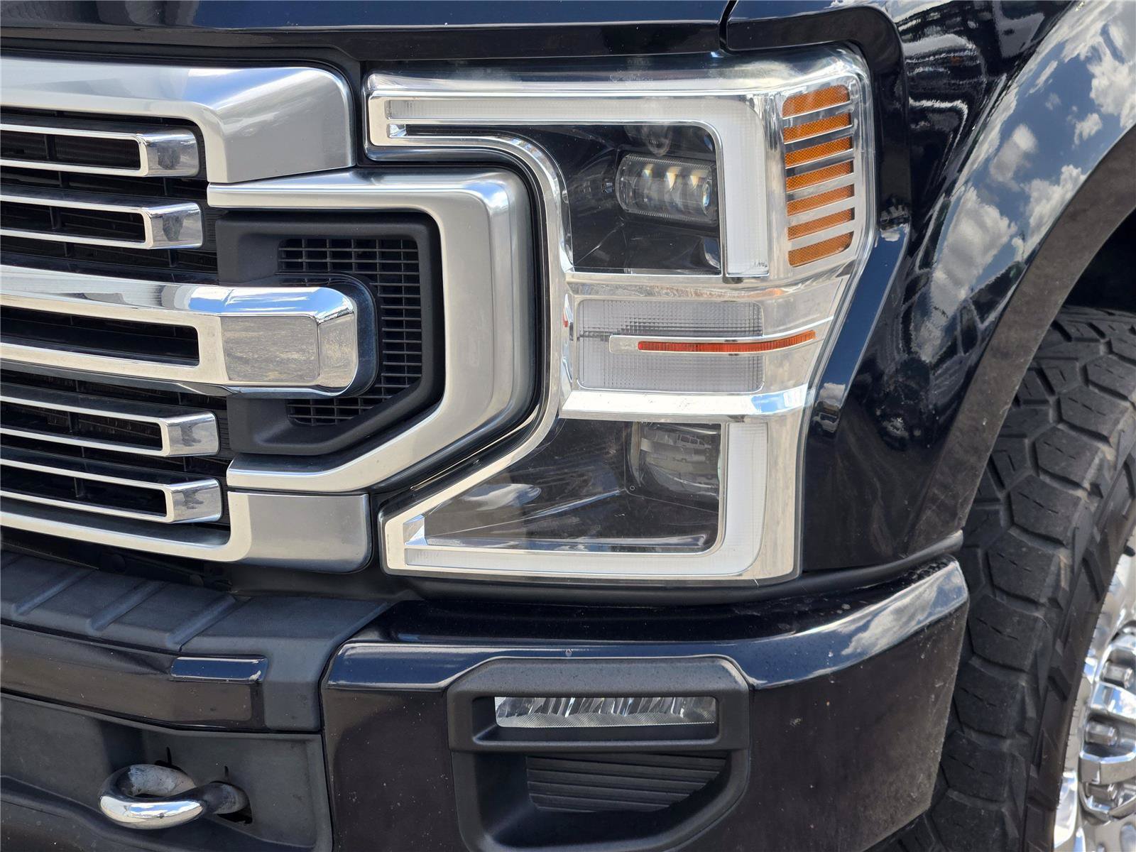 Used 2022 Ford F250 Limited w/ FX4 Off-Road Package AWD/4WD image 10