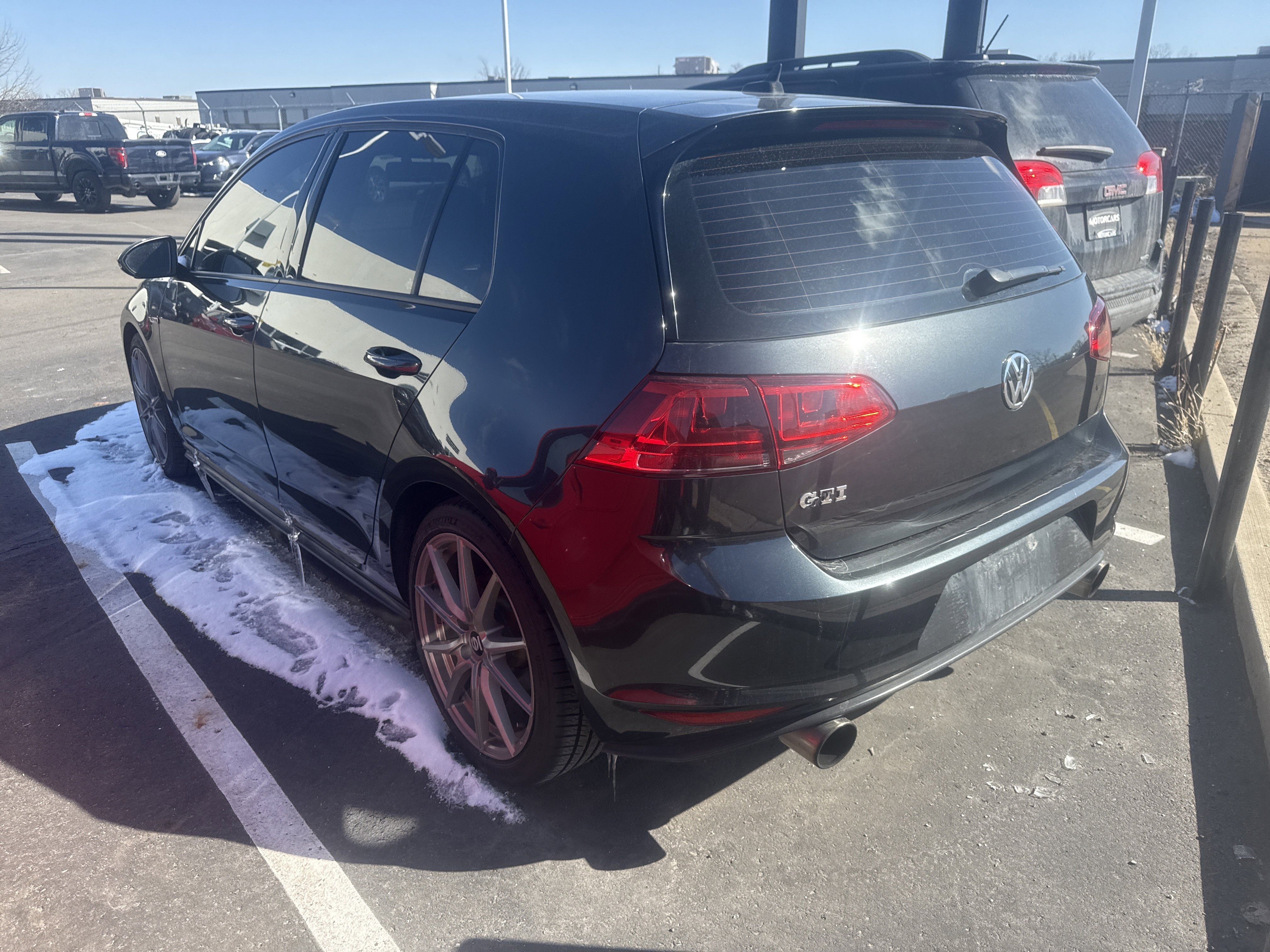 Used 2017 Volkswagen GTI S image 3