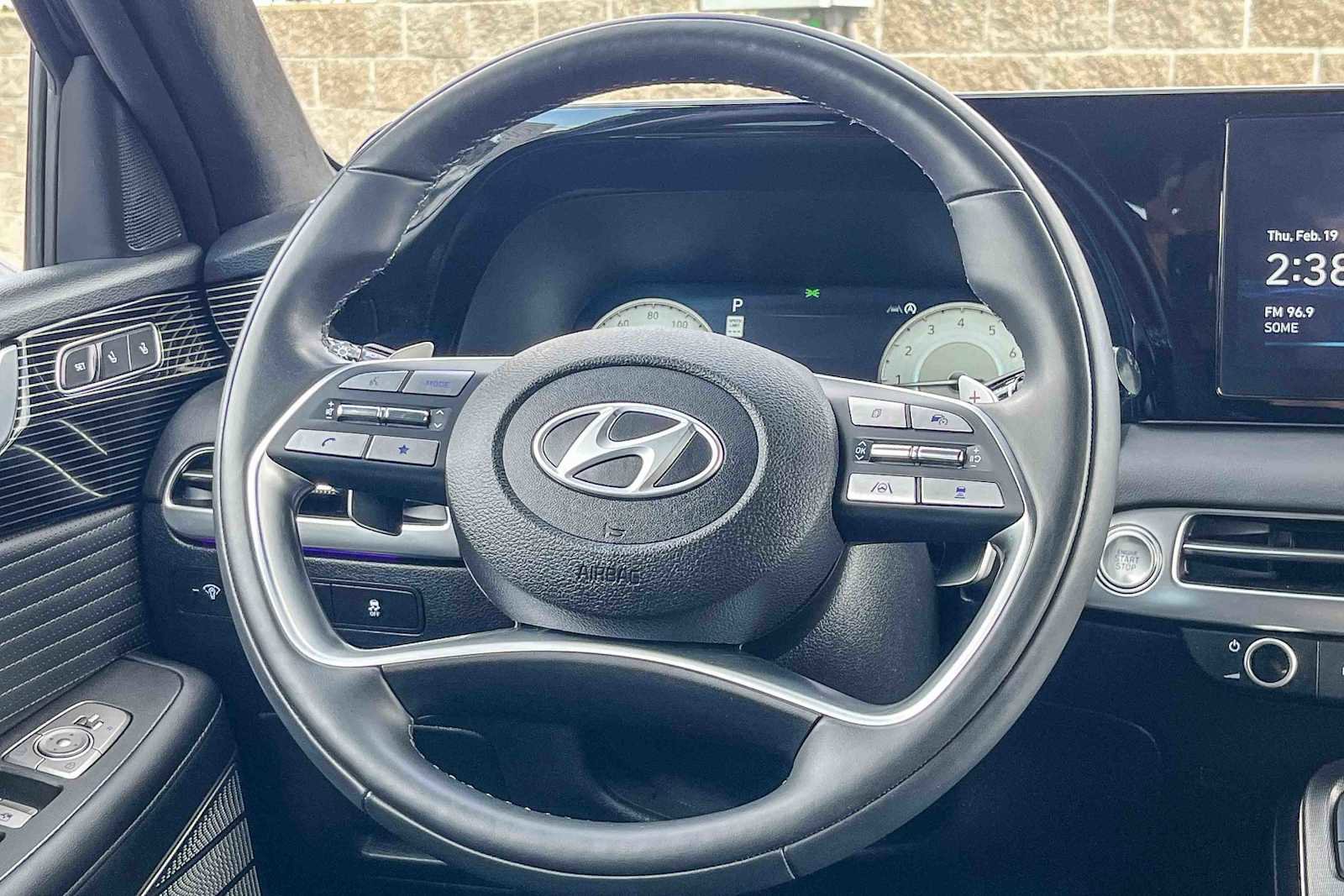 Used 2024 Hyundai Palisade Calligraphy image 14