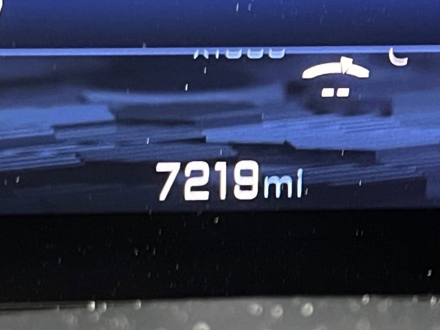 Used 2025 Chevrolet Suburban High Country image 22