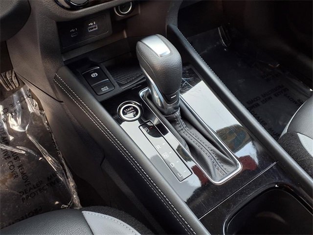 Certified 2023 Nissan Kicks SR w/ SR Premium Package image 8