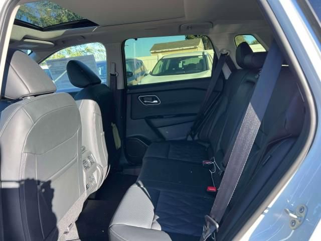 New 2026 Nissan Rogue Platinum image 12