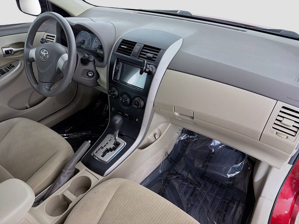 Used 2010 Toyota Corolla LE FWD image 13