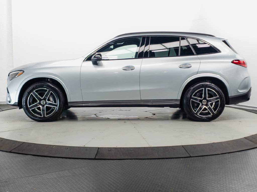 Certified 2026 Mercedes-Benz GLC 300 4MATIC image 4