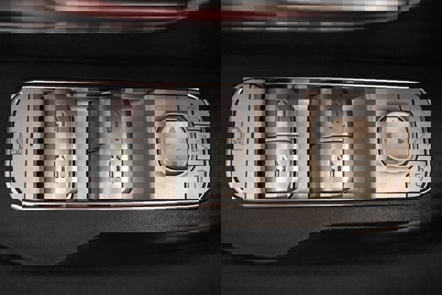 Used 2023 Mercedes-Benz GLE 350 4MATIC image 23