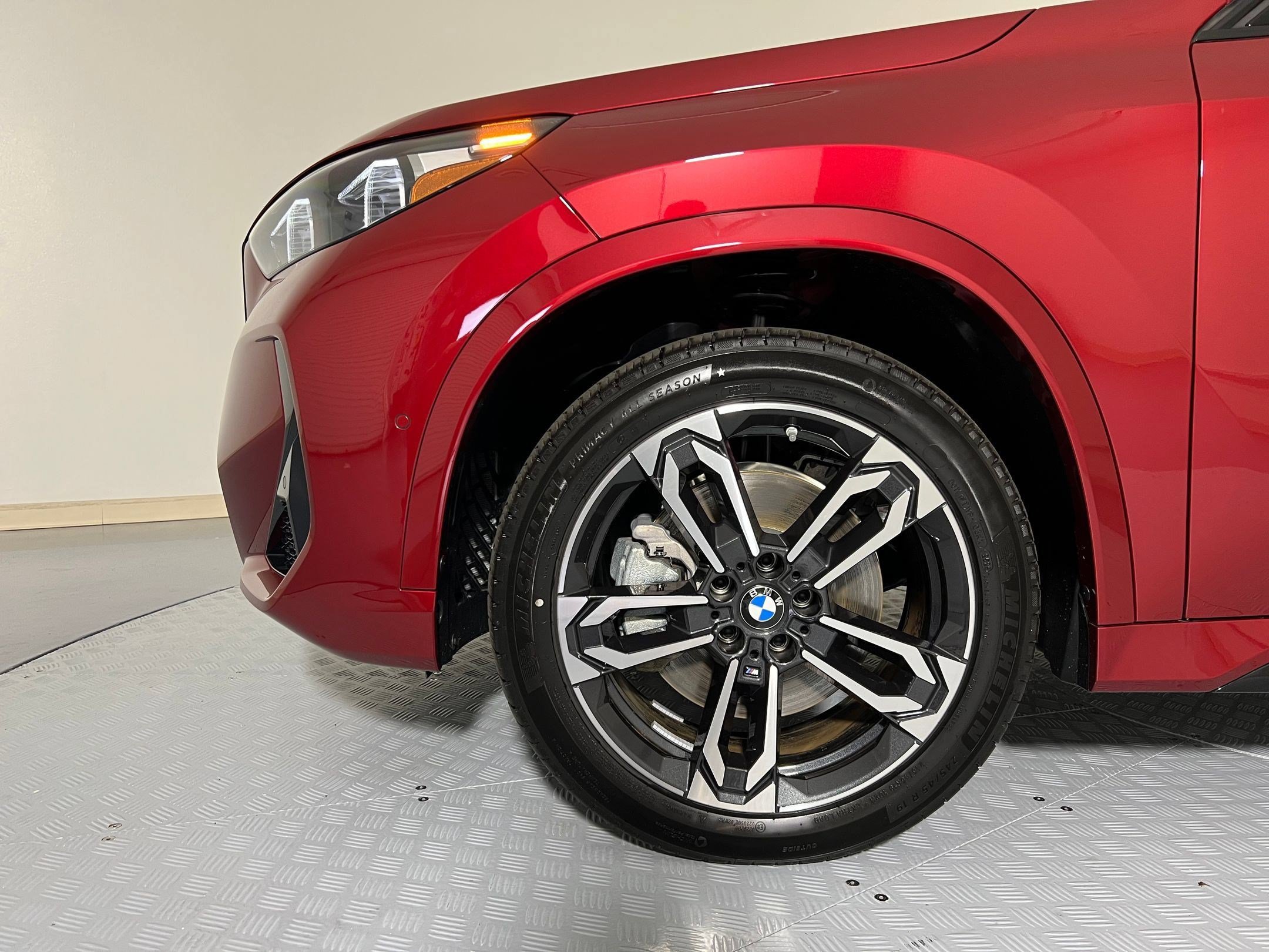 Used 2026 BMW X1 xDrive28i w/ Technology Package AWD/4WD image 11