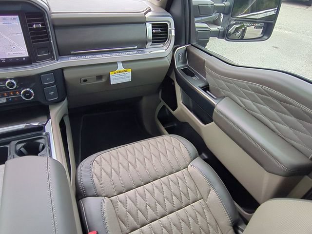Used 2025 Ford F350 Platinum w/ Platinum Plus Package AWD/4WD image 17