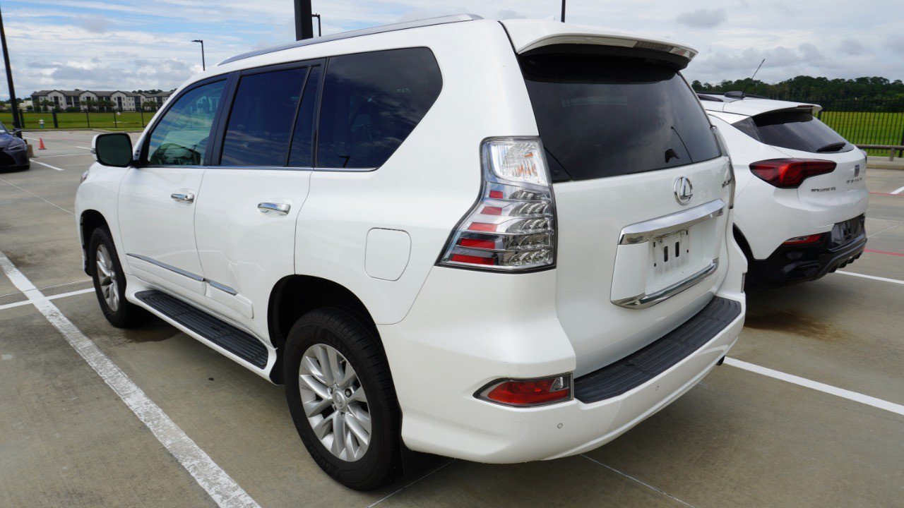 Used 2017 Lexus GX 460 Premium AWD/4WD image 8