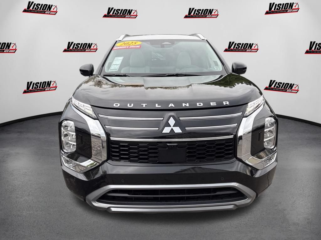 Used 2025 Mitsubishi Outlander AWD video 2