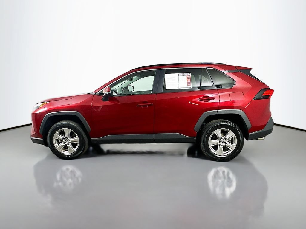 Used 2025 Toyota RAV4 XLE FWD image 5
