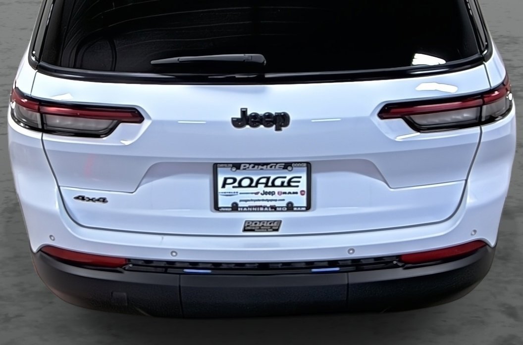 Used 2024 Jeep Grand Cherokee L Laredo image 11