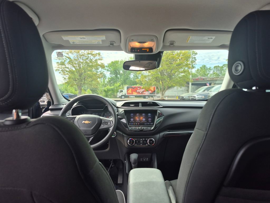 Used 2022 Chevrolet TrailBlazer LT w/ Convenience Package image 12